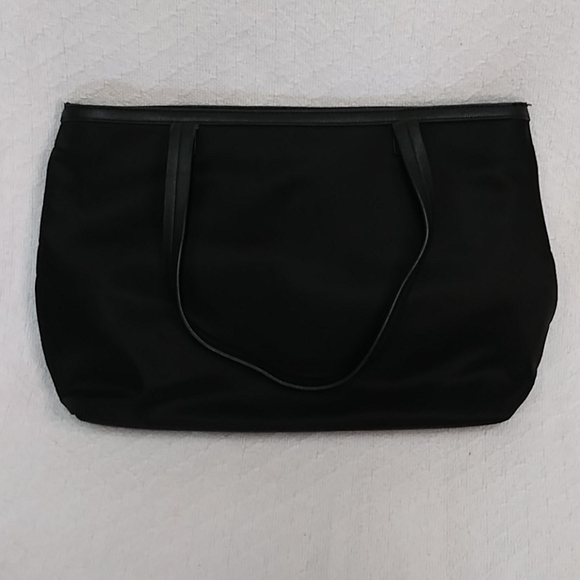 Tommy Hilfiger Quilted Black Gold Tote Bag - Picture 2 of 8